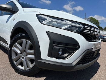 Used Dacia Sandero Stepway 2023 for sale - 79199549: Photo