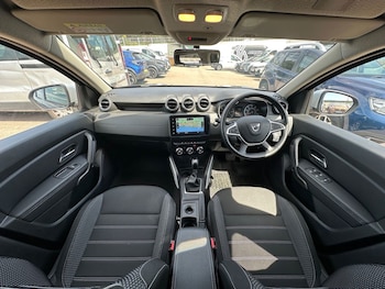 Used Dacia Duster 2023 for sale - 79199952: Photo