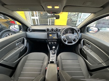 Used Dacia Duster 2022 for sale - 79199298: Photo