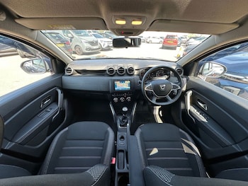 Used Dacia Duster 2020 for sale - 79200653: Photo