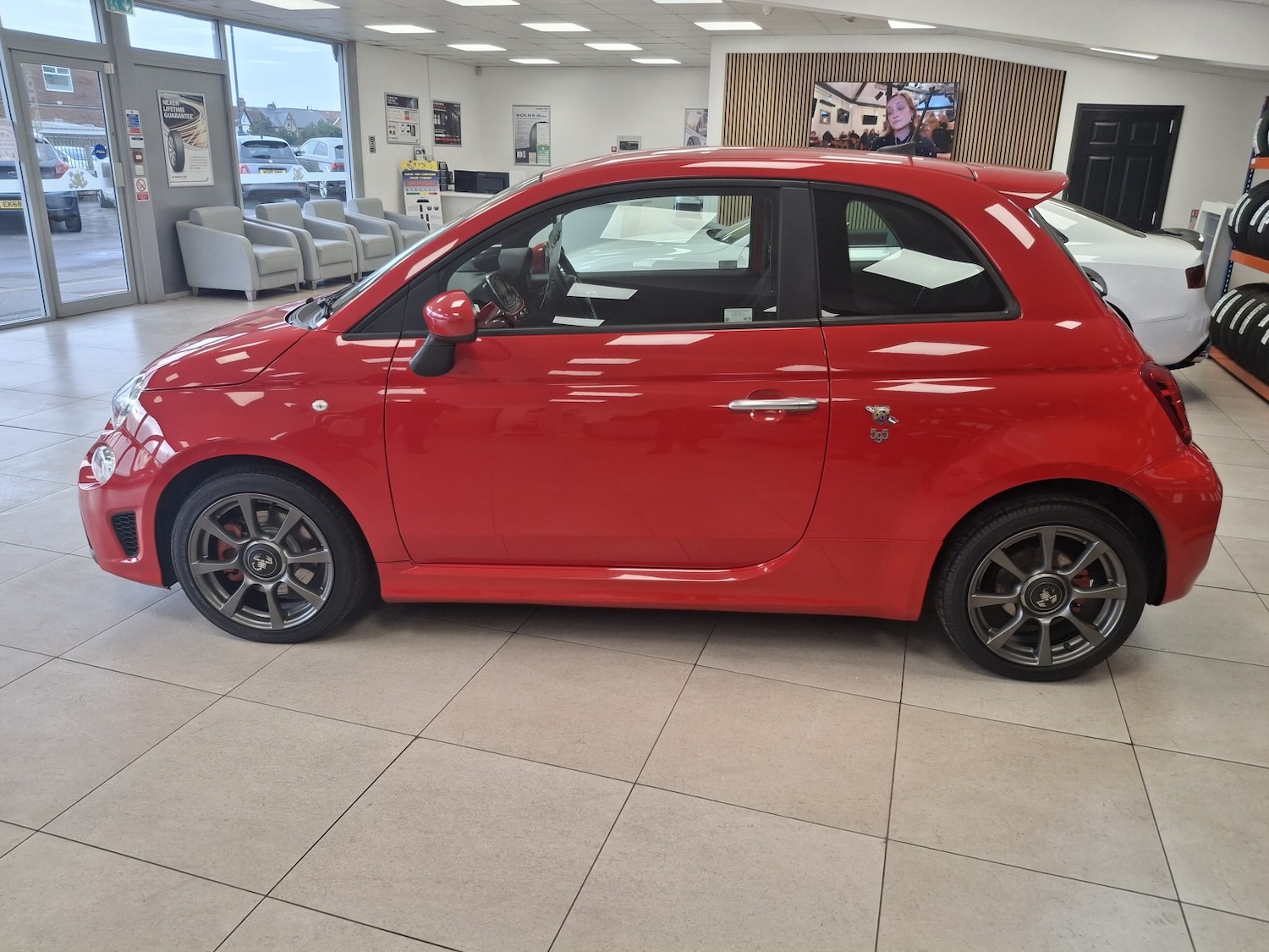 Used Abarth 595 2018 for sale - 77027899: Photo 8