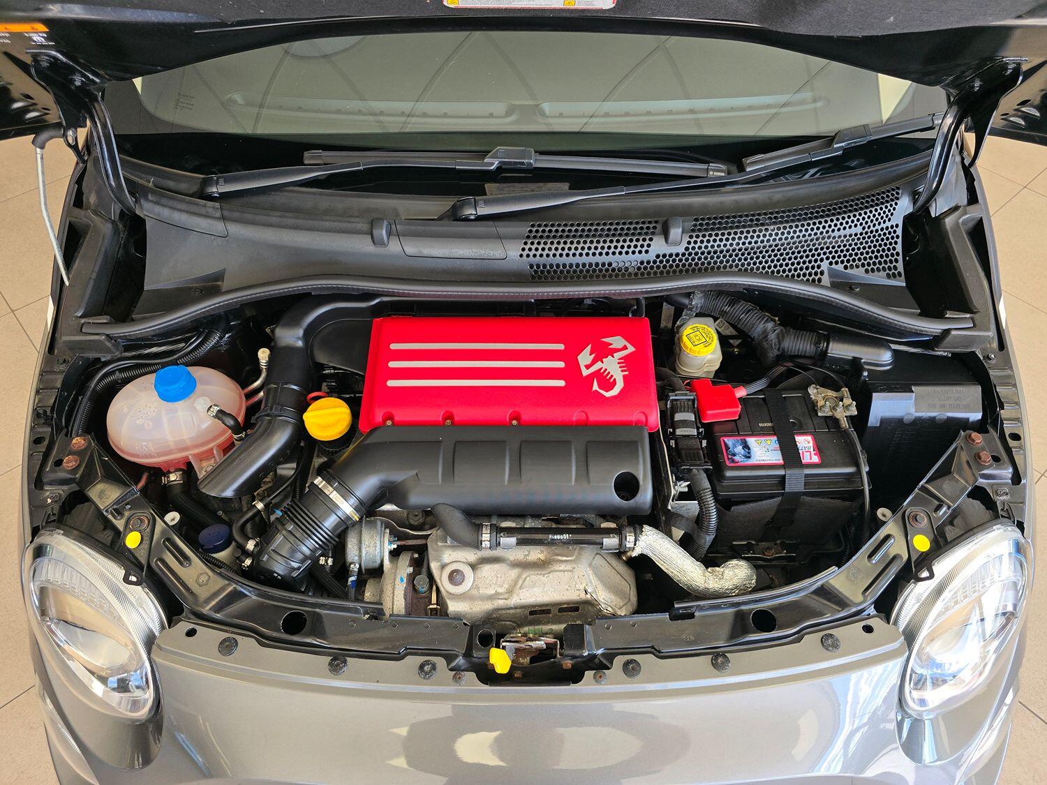 Used Abarth 595 2018 for sale - 76836971: Photo 21