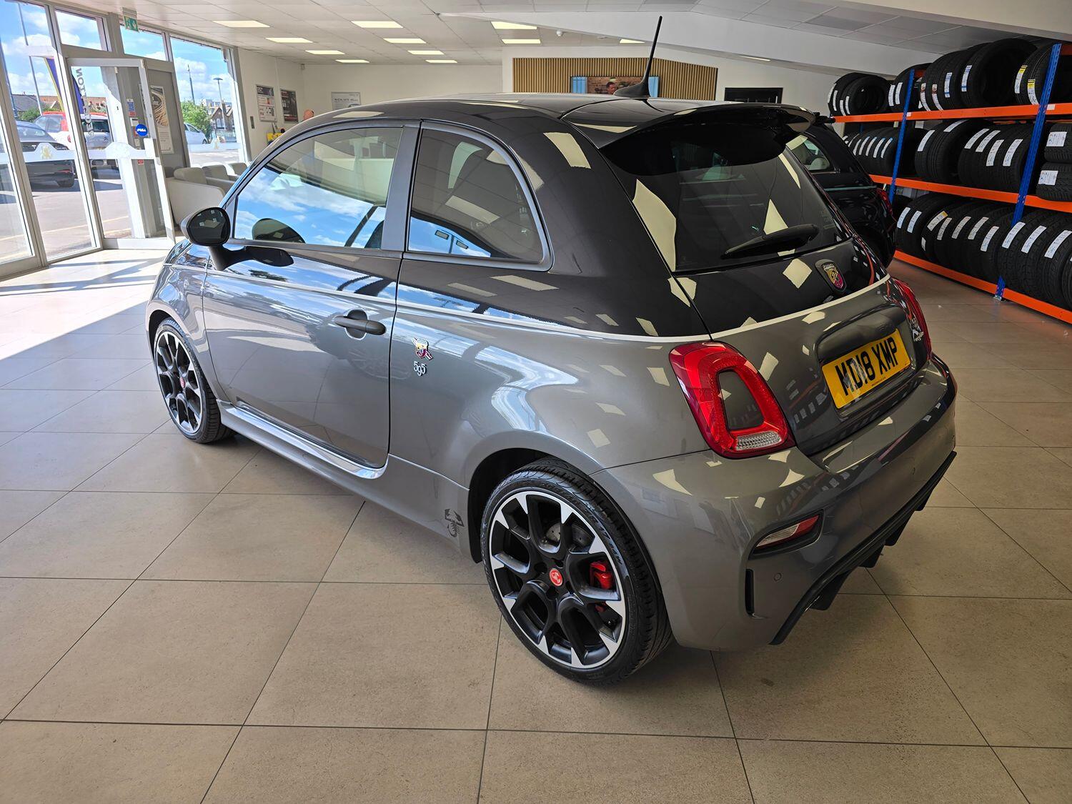 Used Abarth 595 2018 for sale - 76836971: Photo 7