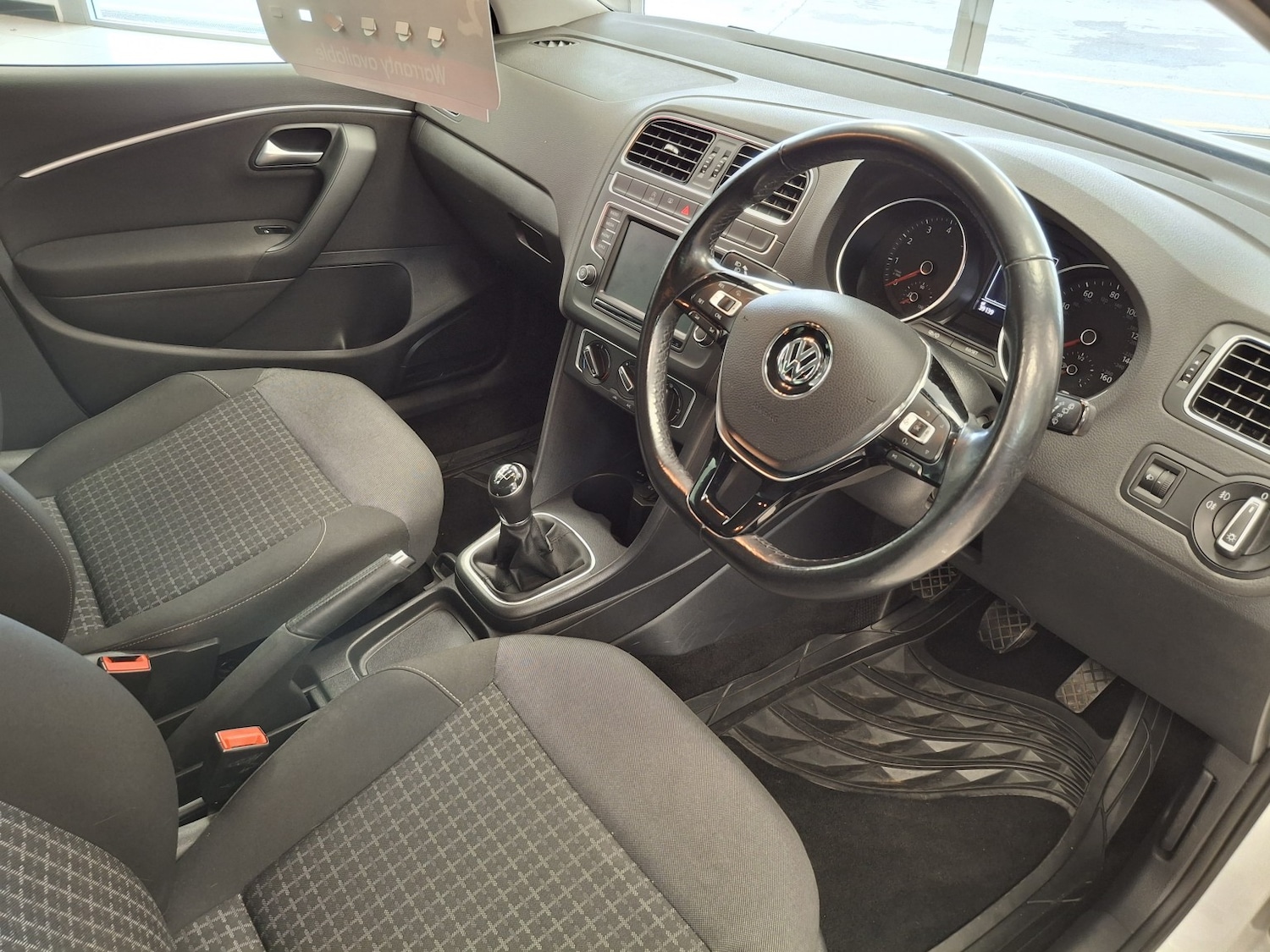 Used Volkswagen Polo 2016 for sale - 76482954: Photo 15