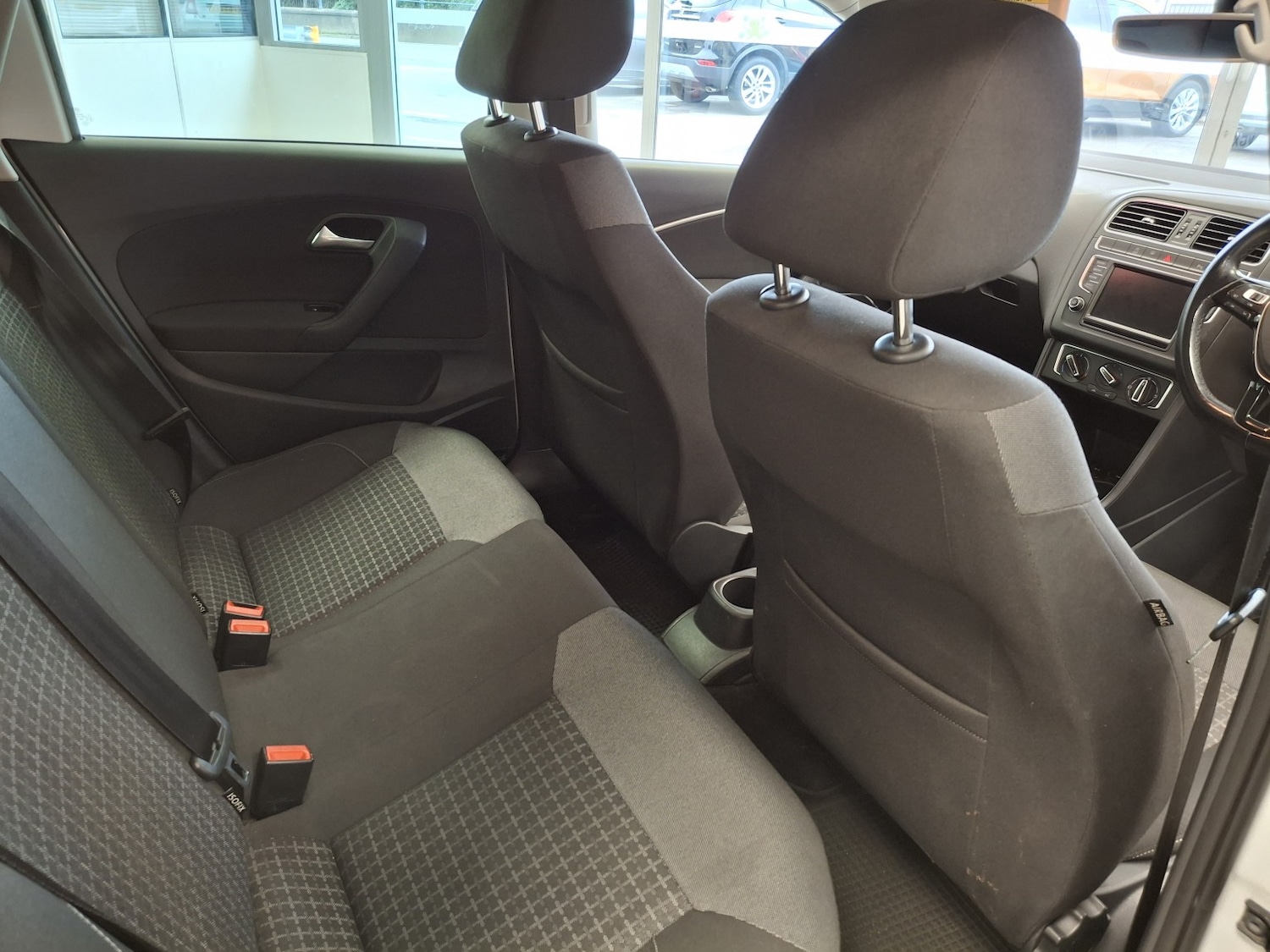 Used Volkswagen Polo 2016 for sale - 76482954: Photo 16