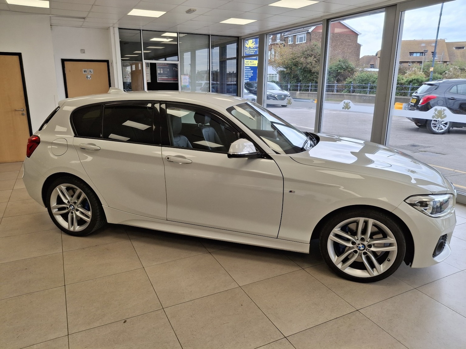 Used BMW 1 Series 2016 for sale - 76497418: Photo 2