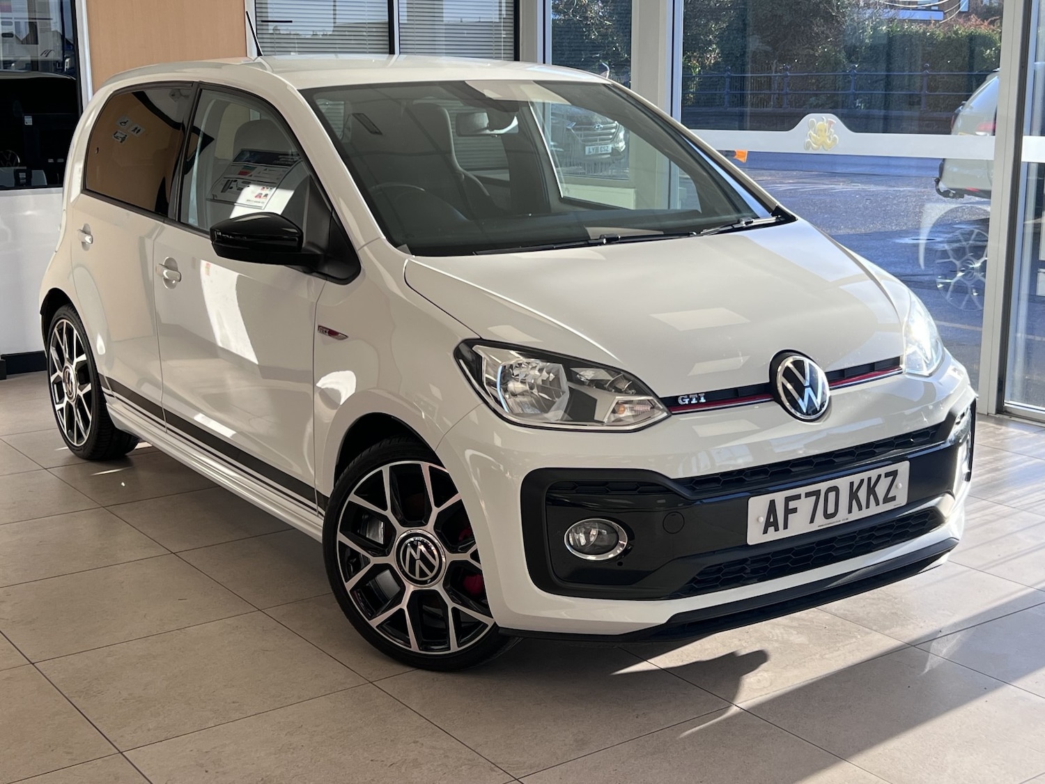 Used Volkswagen up! 2020 for sale - 76431026: Photo 1