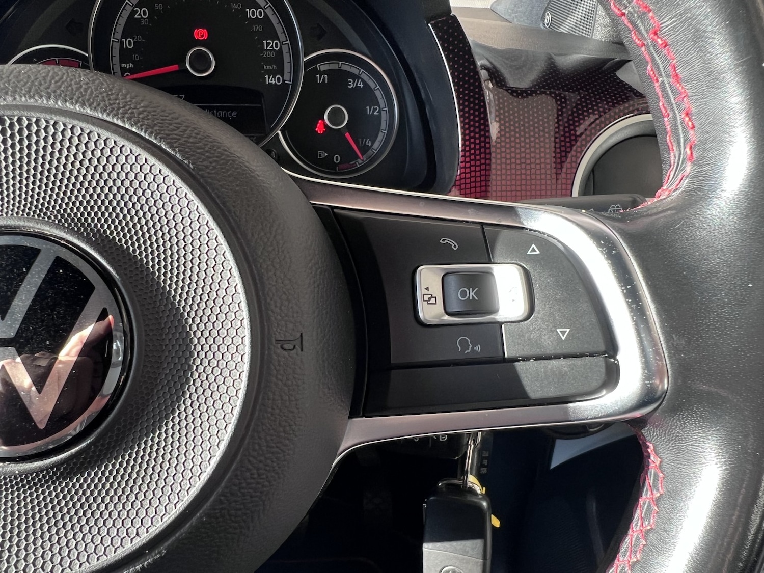 Used Volkswagen up! 2020 for sale - 76431026: Photo 27