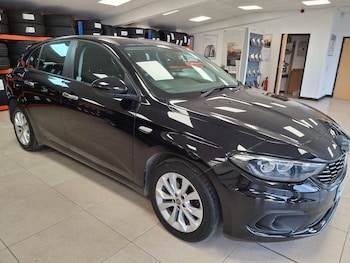 Used Fiat Tipo 2017 for sale - 76430962: Photo