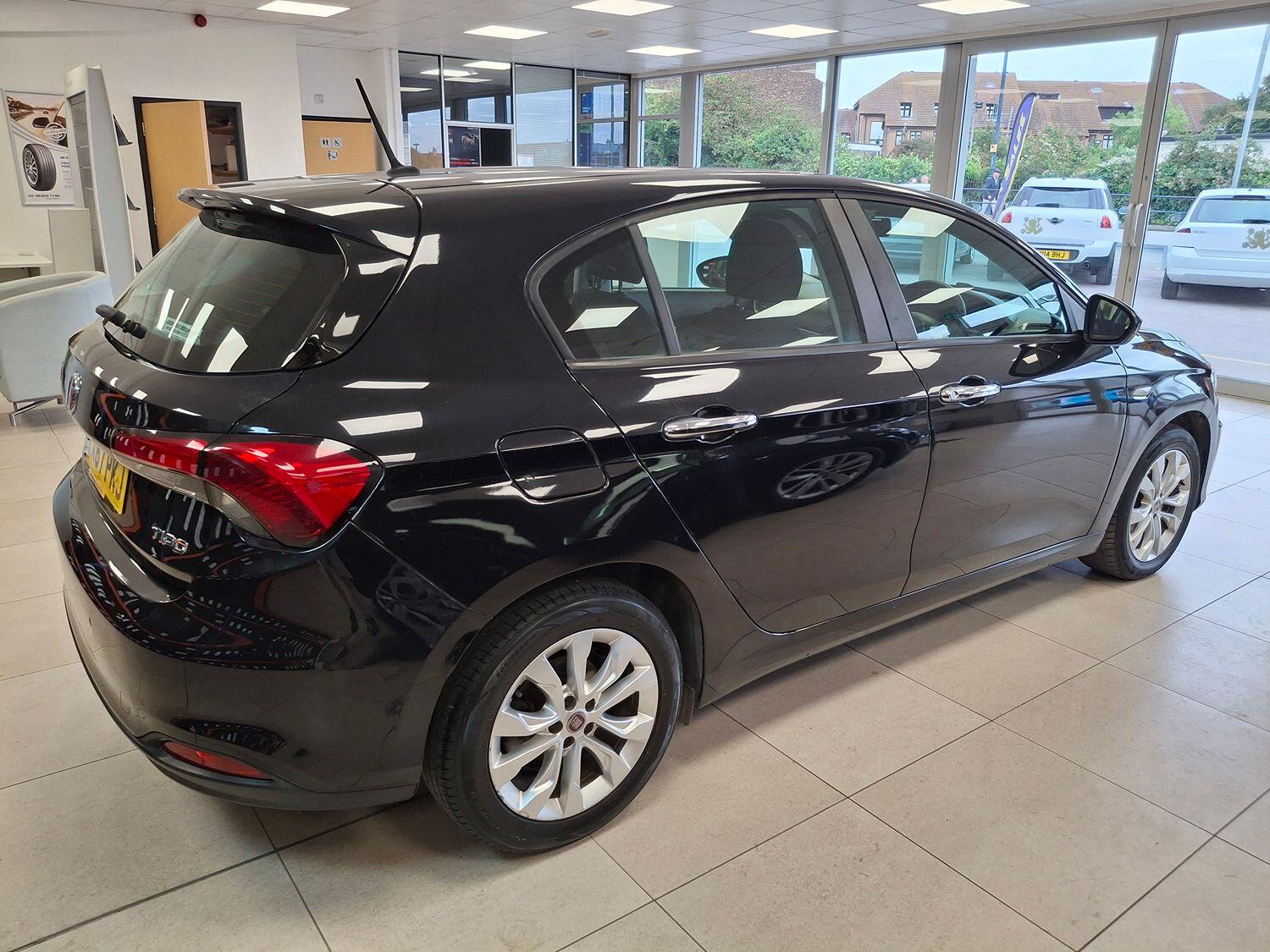 Used Fiat Tipo 2017 for sale - 76430962: Photo 3