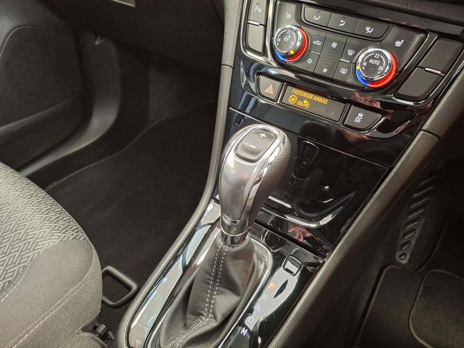 Used Vauxhall Mokka X 2018 for sale - 76430859: Photo 10