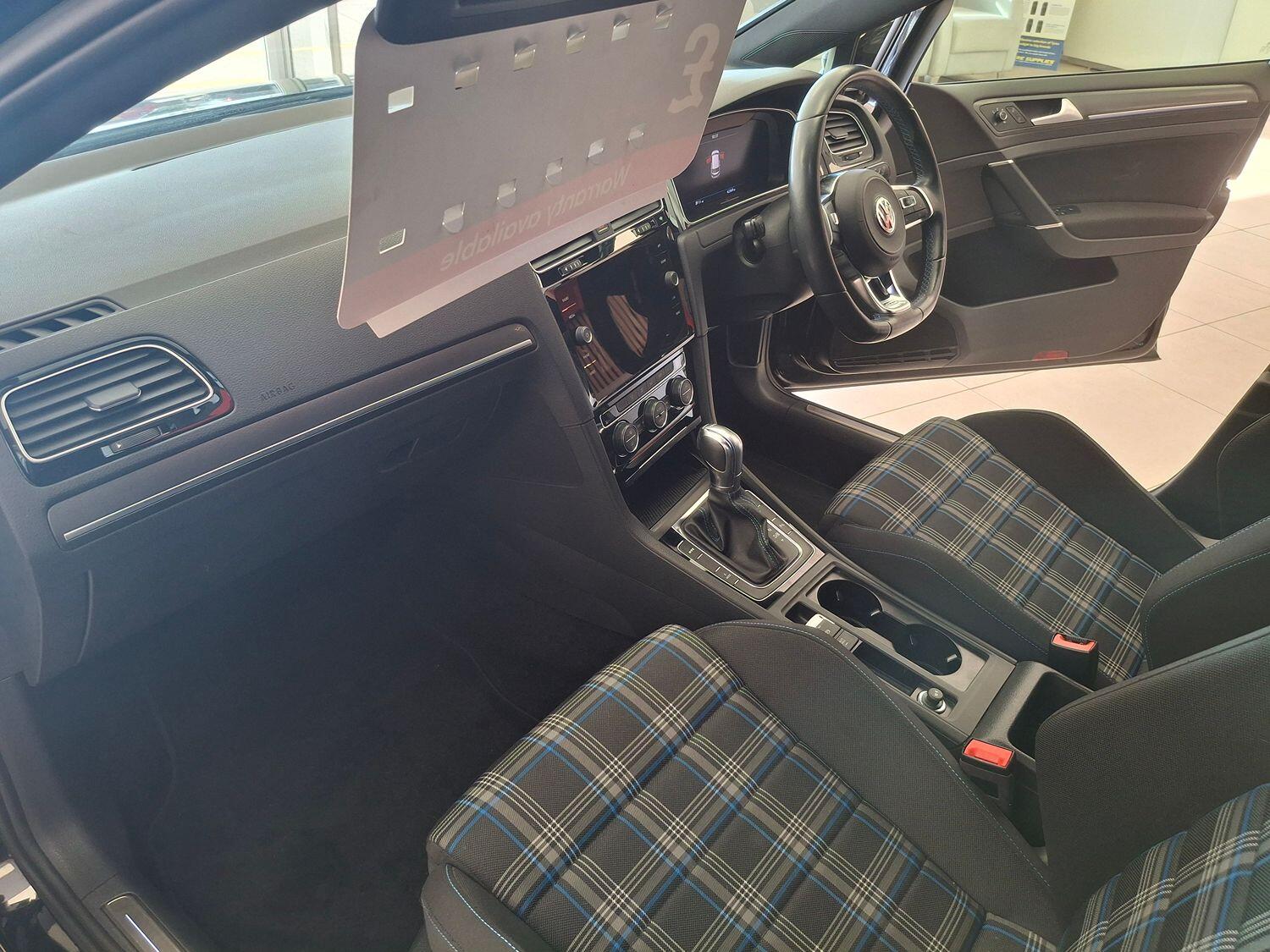 Used Volkswagen Golf 2018 for sale - 76430864: Photo 18