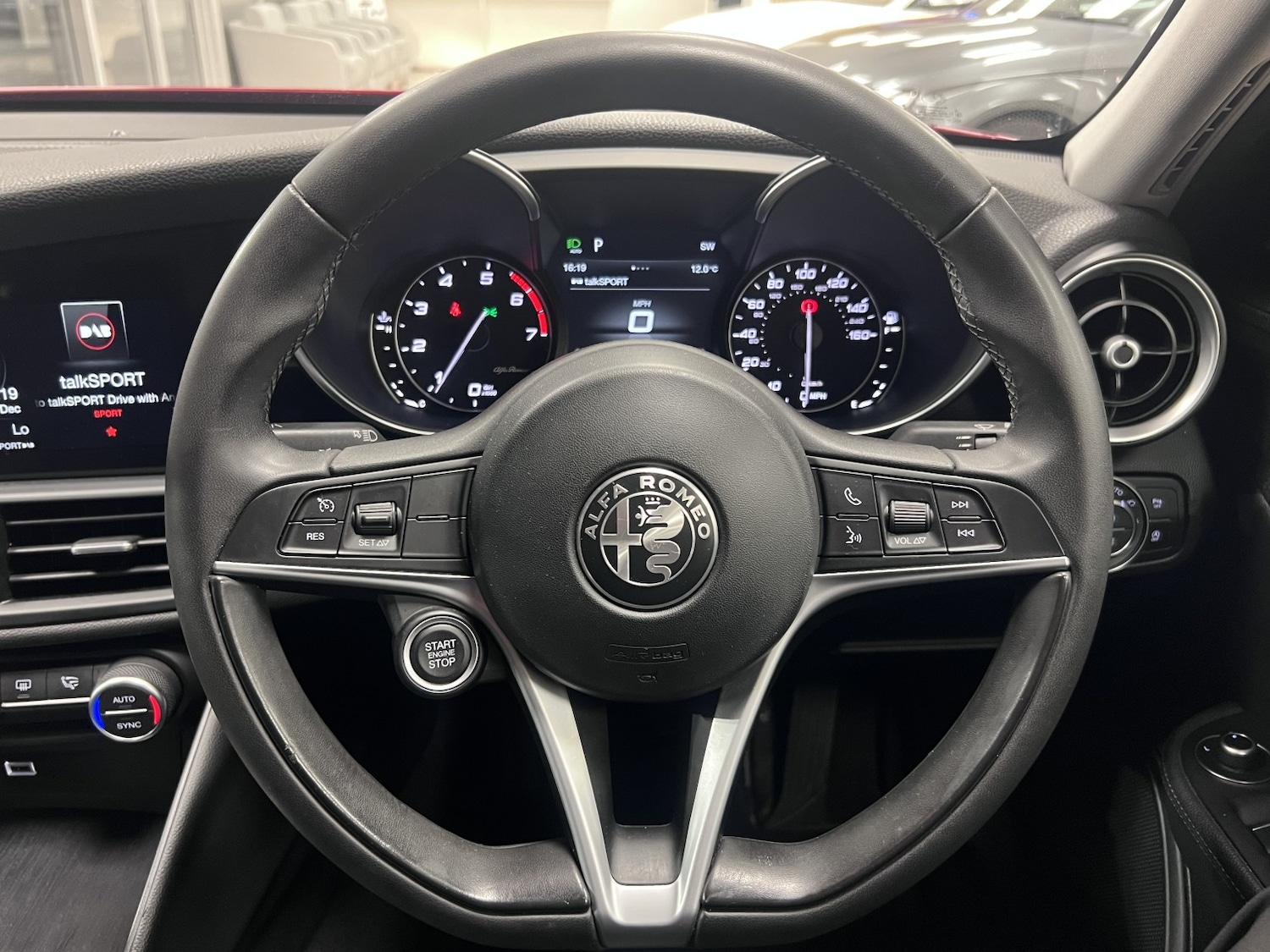 Used Alfa Romeo Giulia 2020 for sale - 76911103: Photo 17