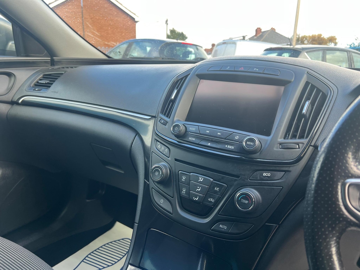 Used Vauxhall Insignia 2017 for sale - 76361050: Photo 15
