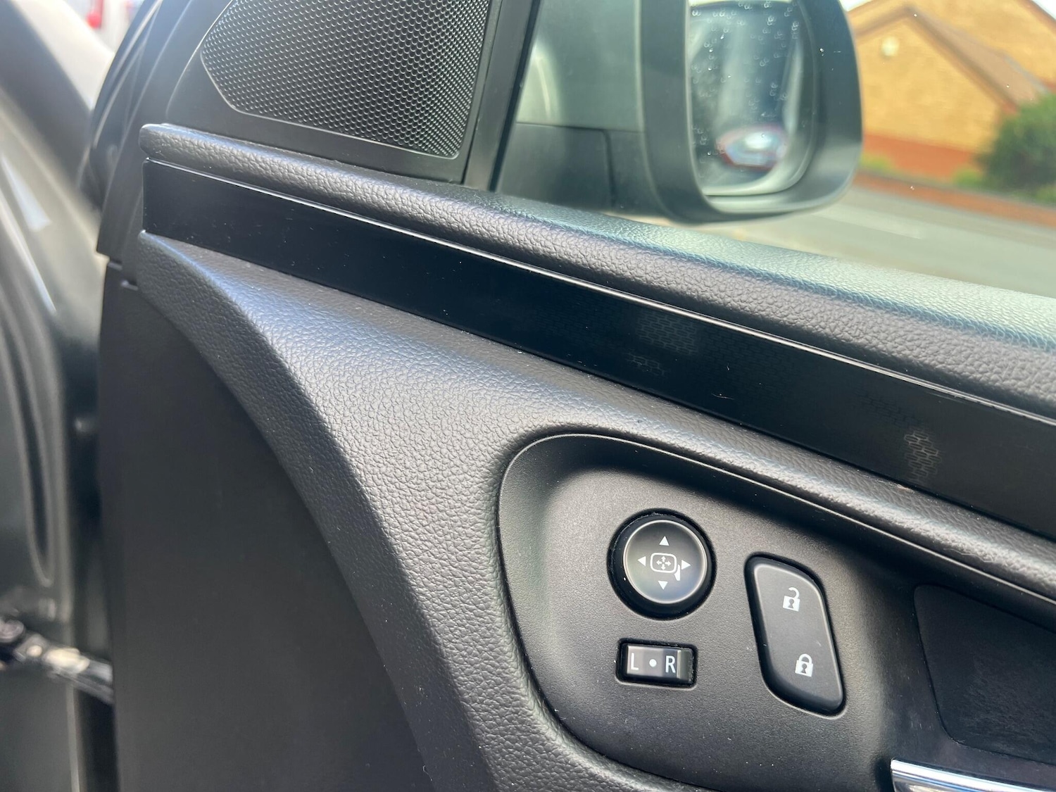 Used Vauxhall Insignia 2017 for sale - 76361050: Photo 24
