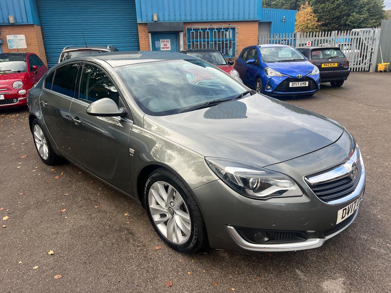 Used Vauxhall Insignia 2017 for sale - 76361050: Photo 9