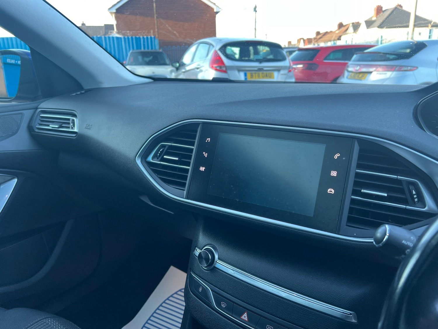 Used Peugeot 308 2018 for sale - 77671013: Photo 17