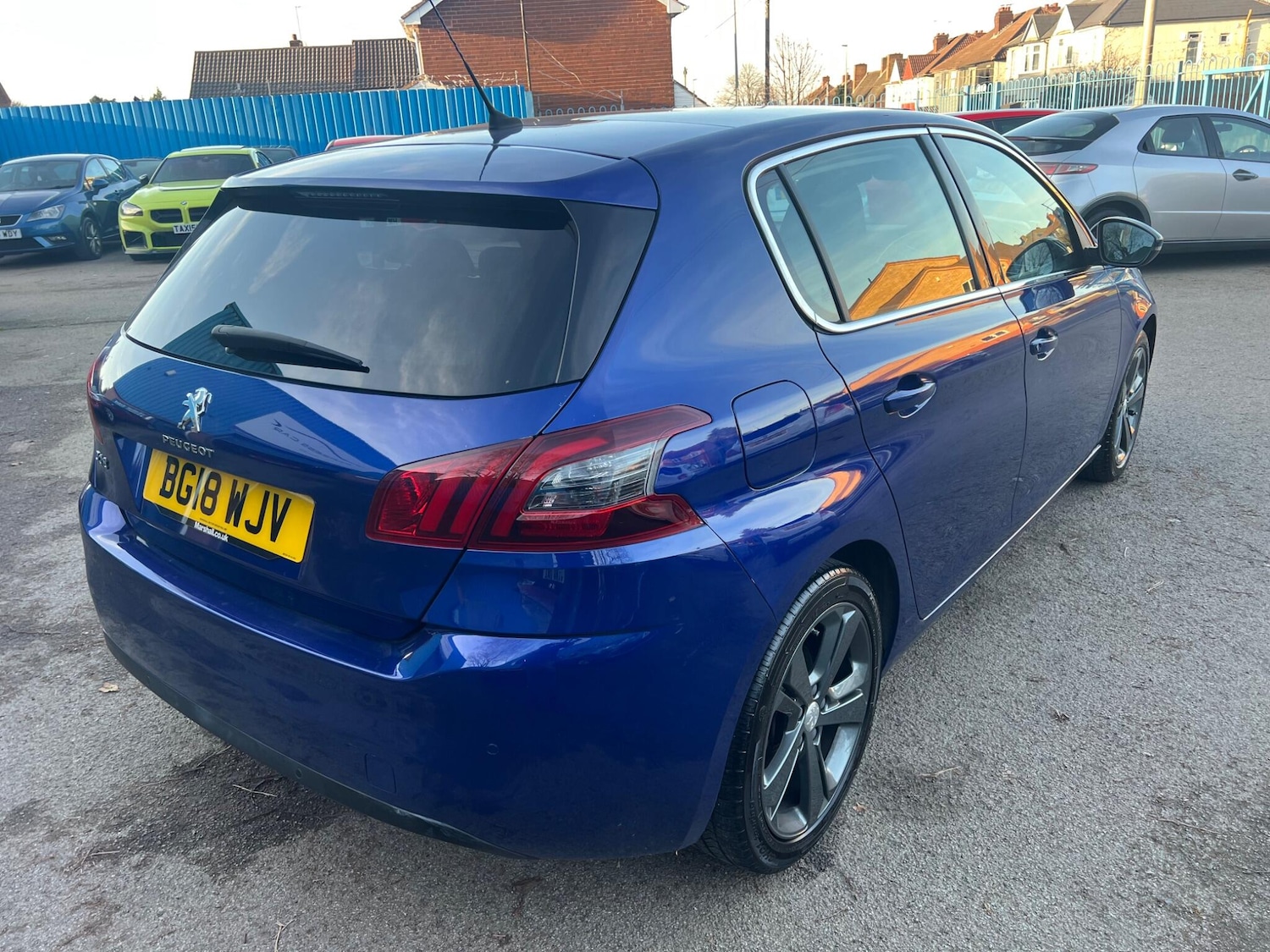 Used Peugeot 308 2018 for sale - 77671013: Photo 3