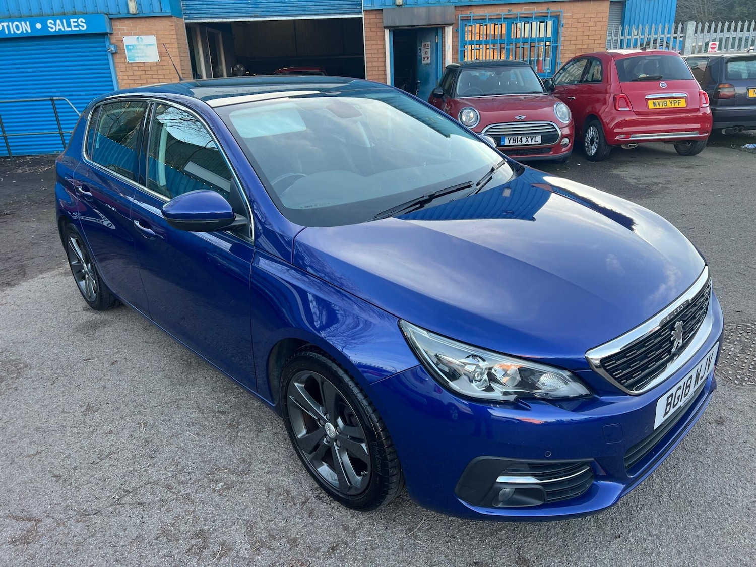 Used Peugeot 308 2018 for sale - 77671013: Photo 9