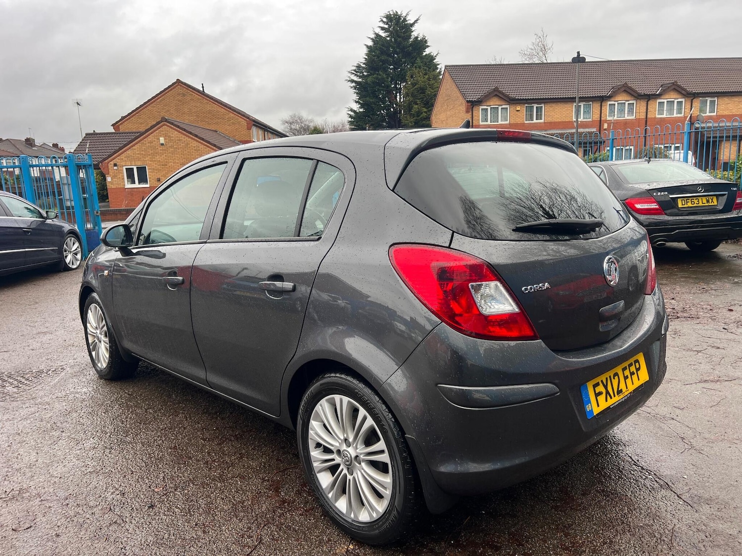 Used Vauxhall Corsa 2012 for sale - 77203144: Photo 6
