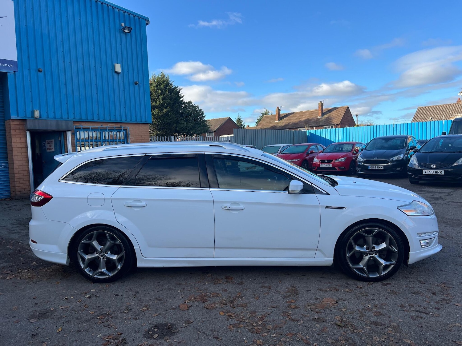 Used Ford Mondeo 2011 for sale - 76659123: Photo 2