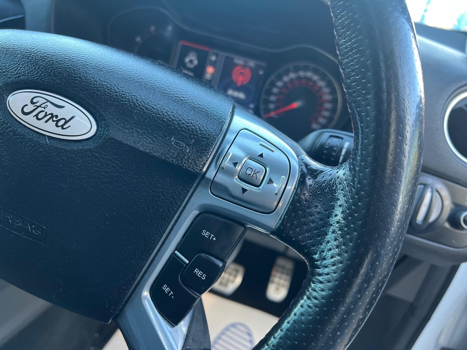 Used Ford Mondeo 2011 for sale - 76659123: Photo 25