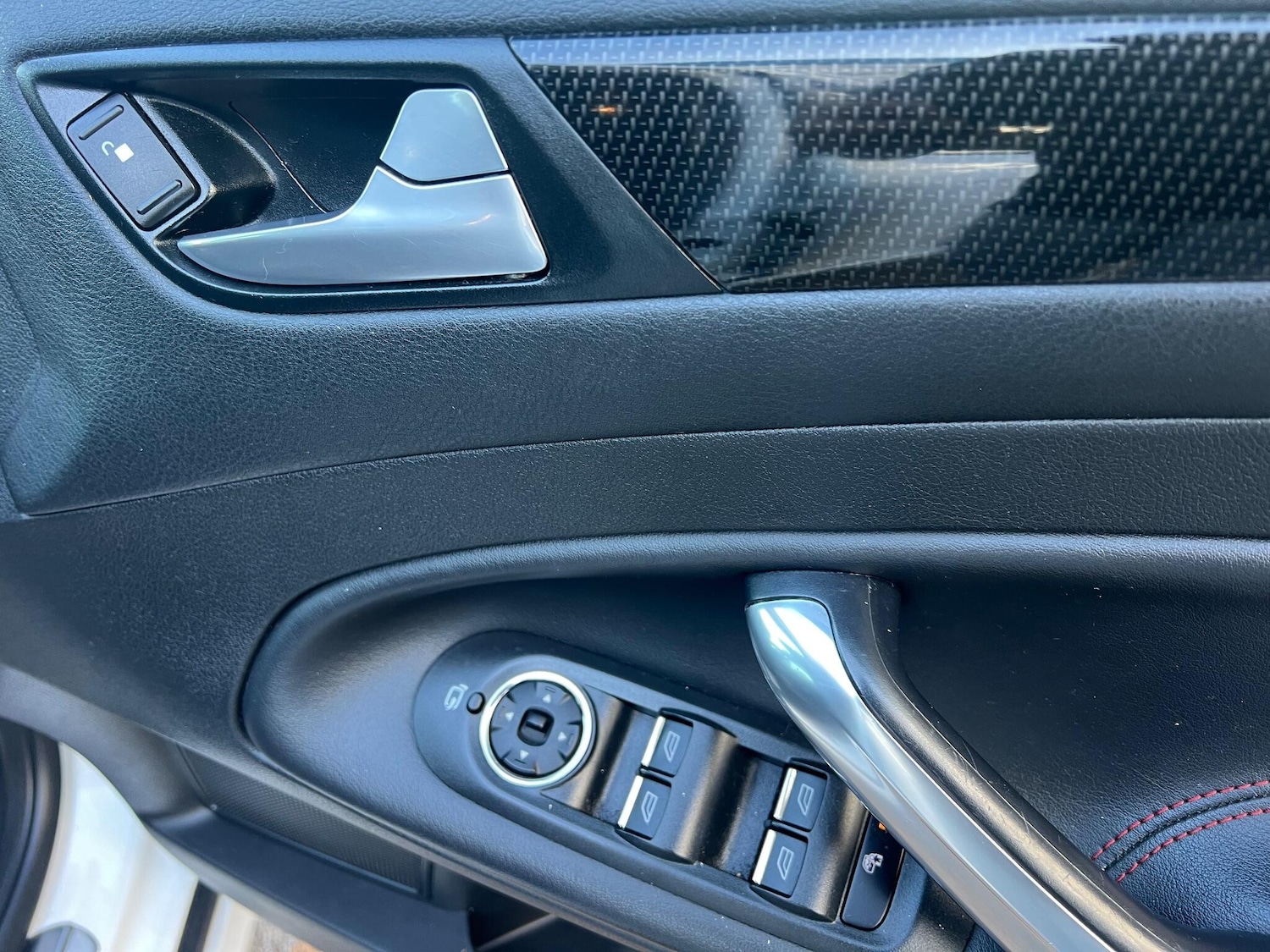 Used Ford Mondeo 2011 for sale - 76659123: Photo 27