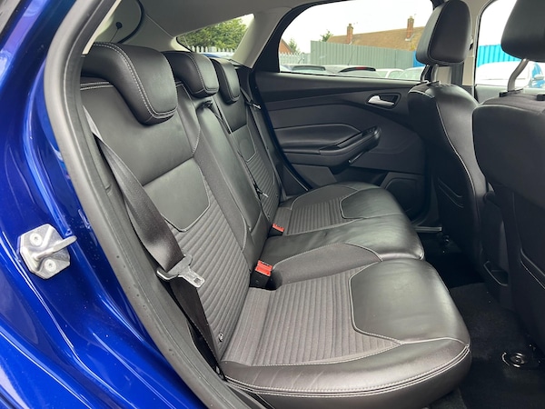 Used Ford Focus 2015 for sale - 76228040: Photo 15