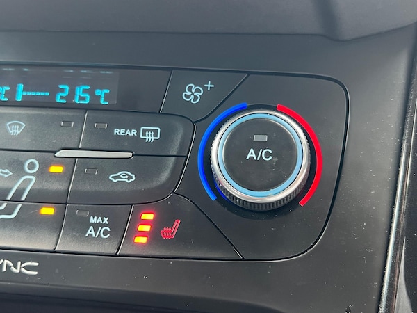 Used Ford Focus 2015 for sale - 76228040: Photo 25