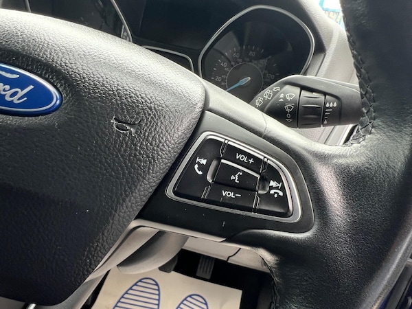 Used Ford Focus 2015 for sale - 76228040: Photo 30