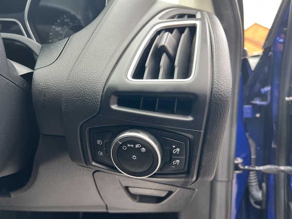 Used Ford Focus 2015 for sale - 76228040: Photo 31