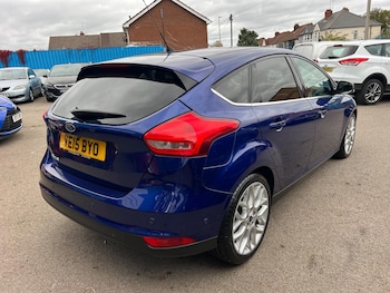 Used Ford Focus 2015 for sale - 76228040: Photo 3