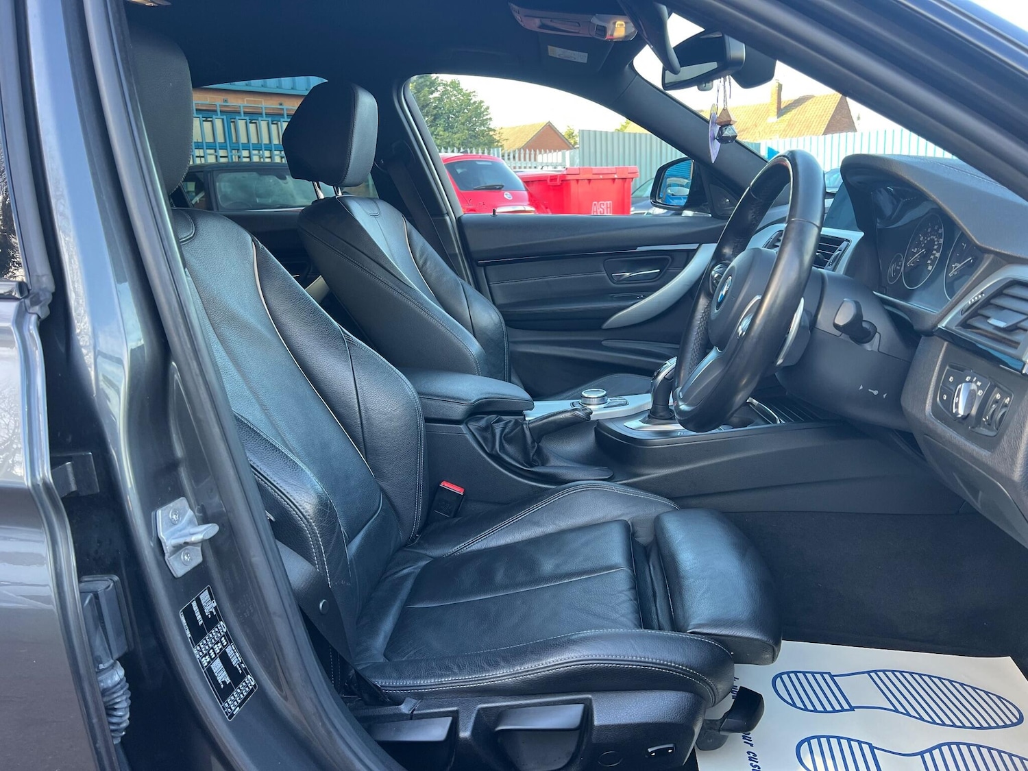 Used BMW 3 Series 2018 for sale - 77376477: Photo 12