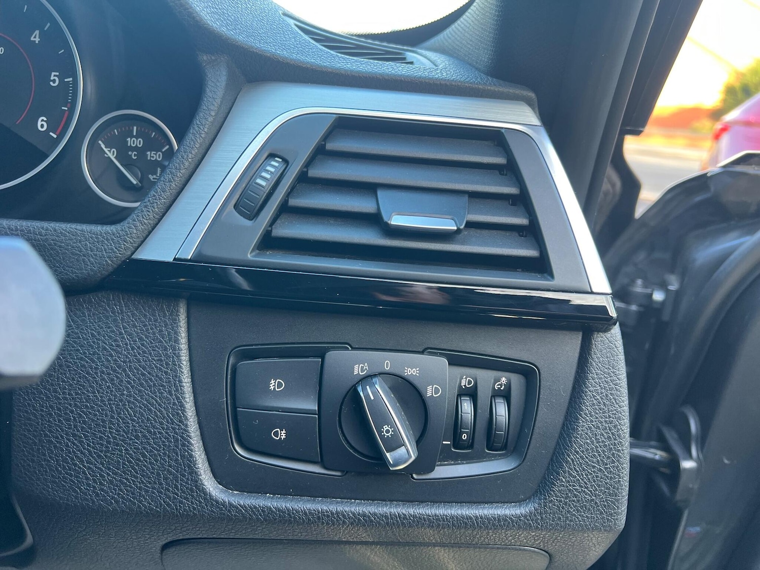 Used BMW 3 Series 2018 for sale - 77376477: Photo 38