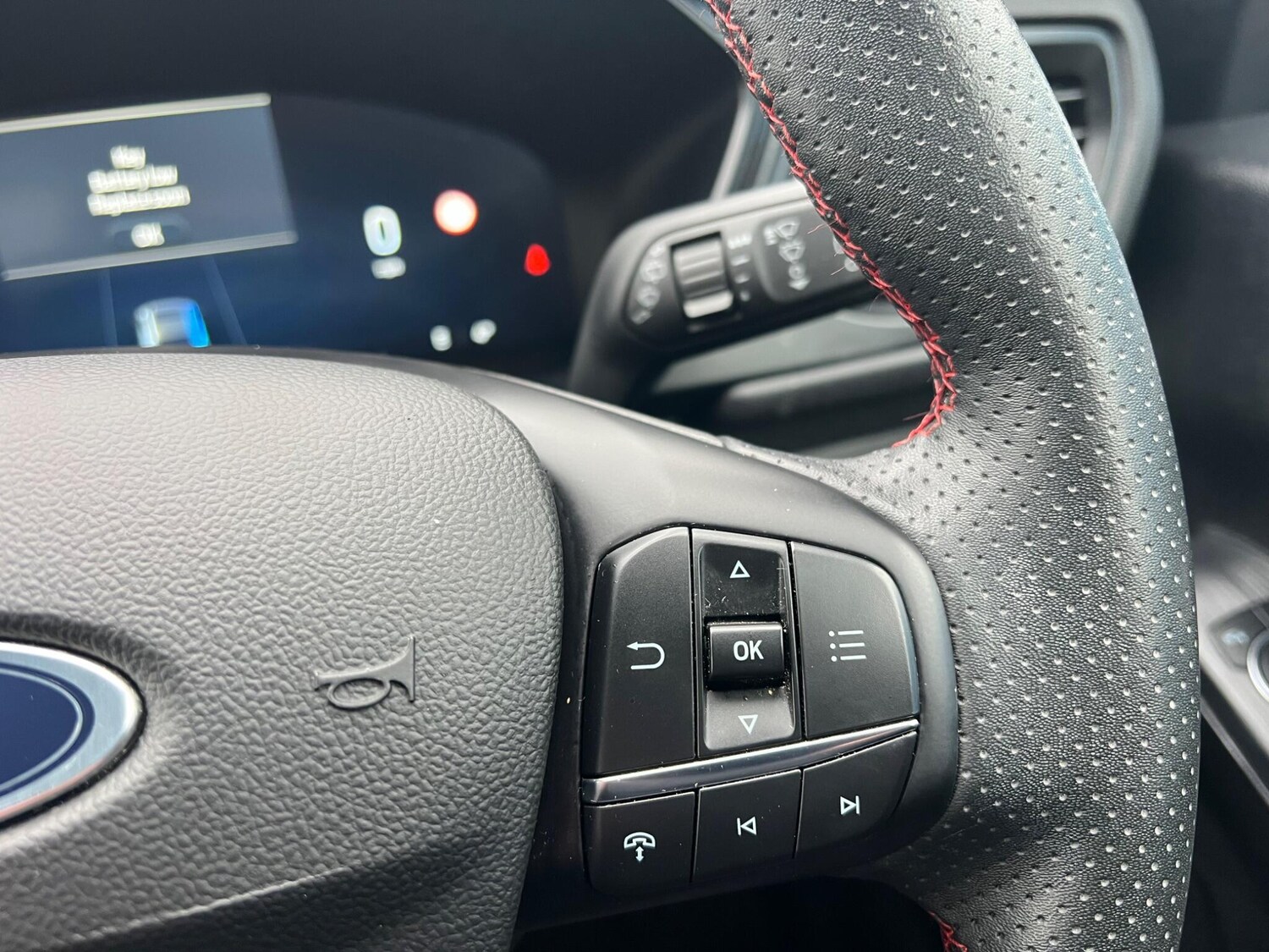 Used Ford Kuga 2024 for sale - 77898406: Photo 31