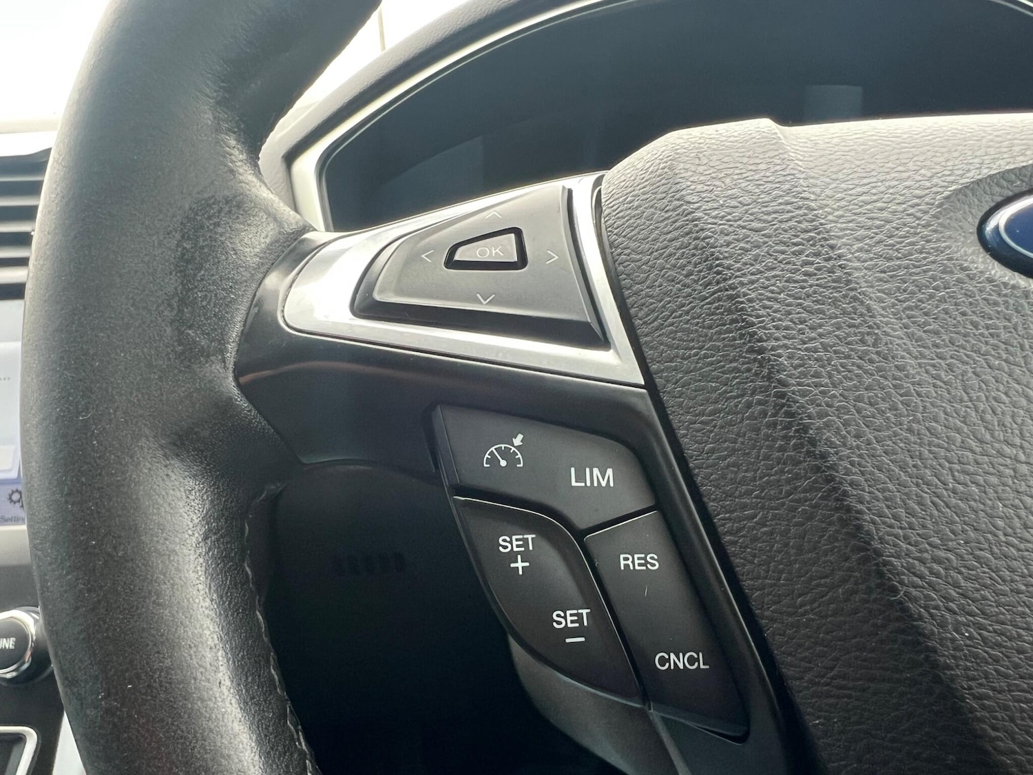 Used Ford Mondeo 2016 for sale - 77799285: Photo 22