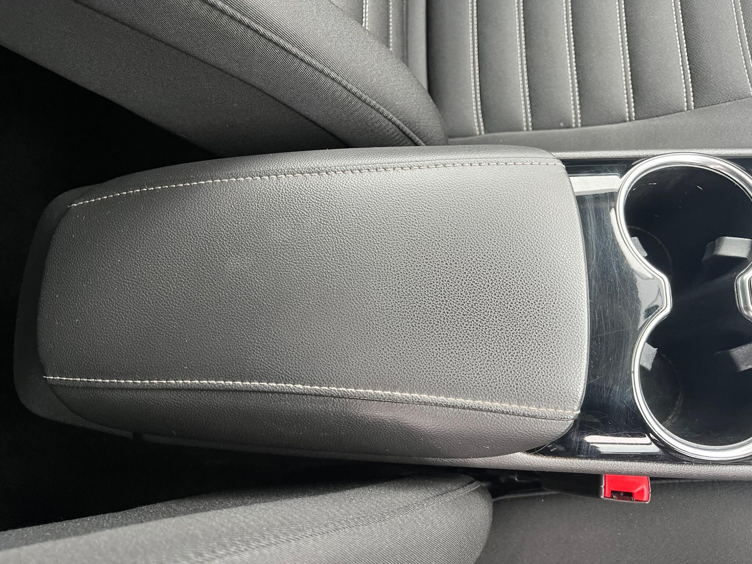 Used Ford Mondeo 2016 for sale - 77799285: Photo 30