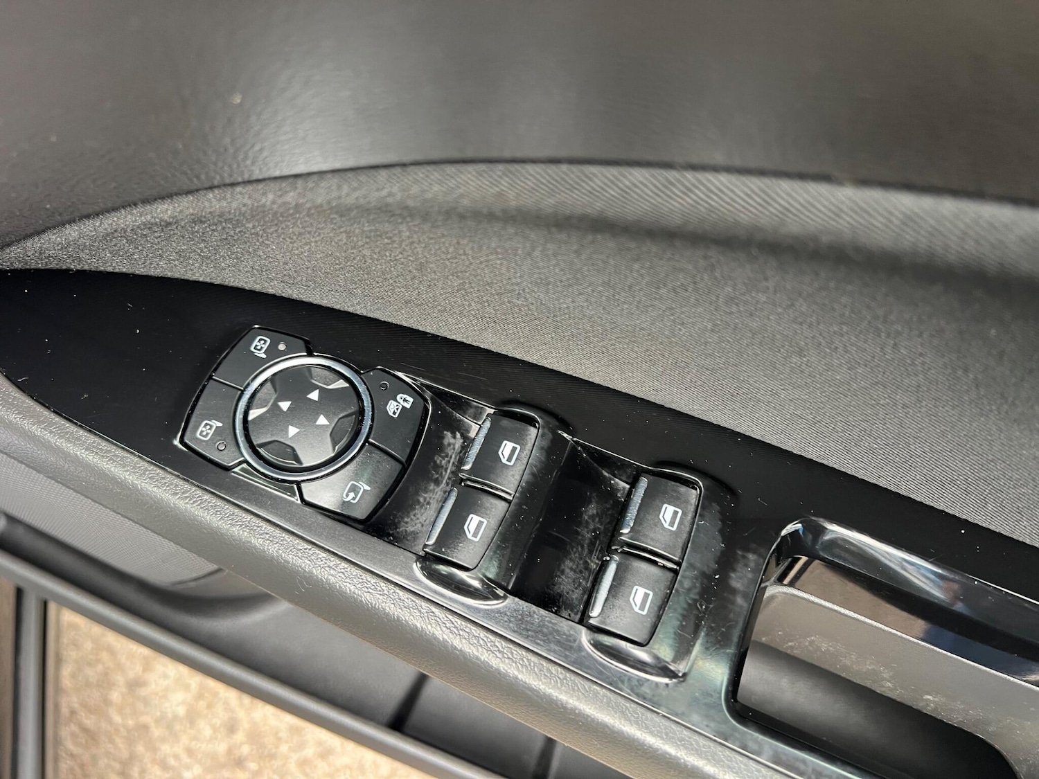 Used Ford Mondeo 2016 for sale - 77799285: Photo 33