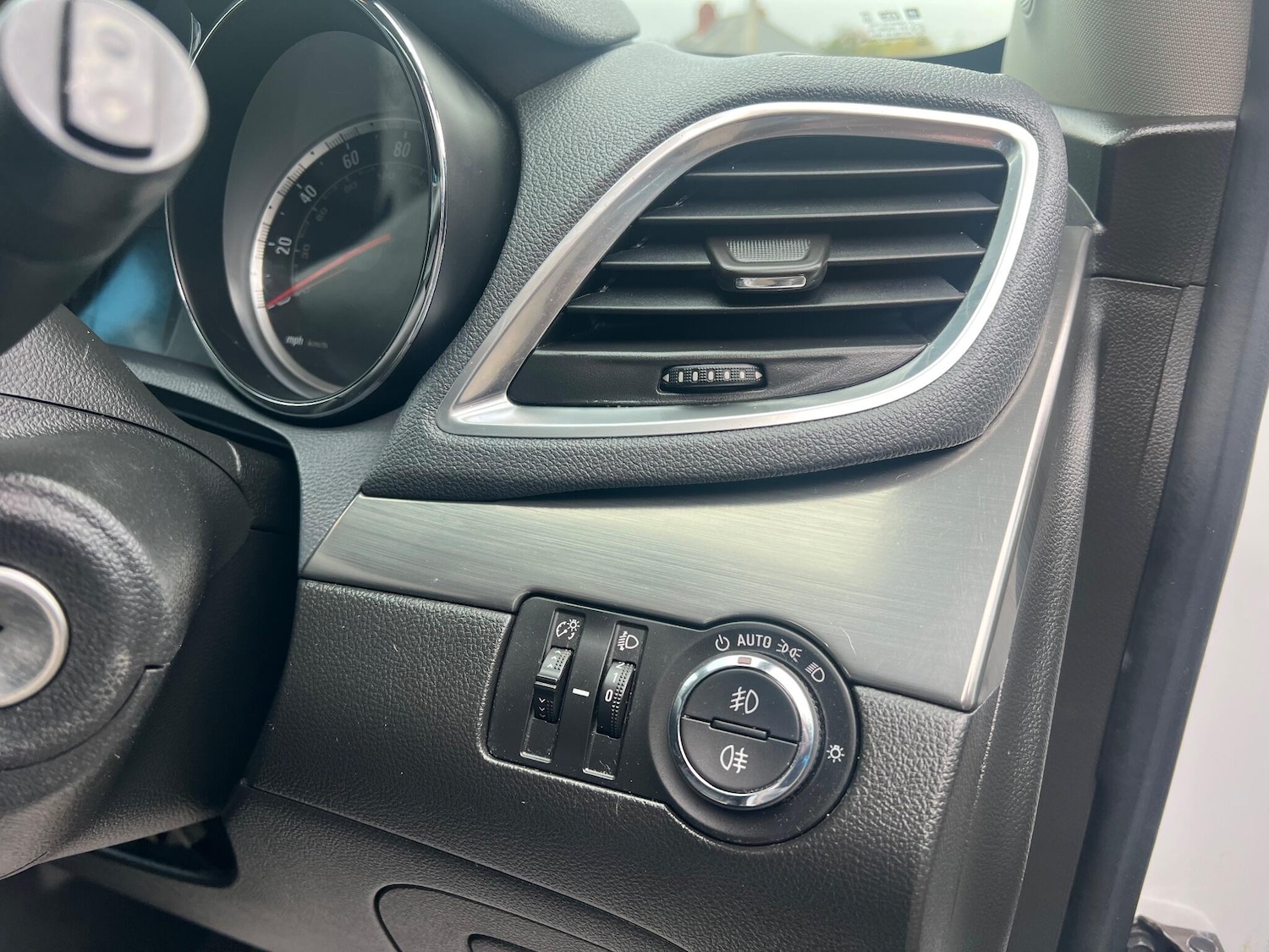 Used Vauxhall Mokka 2016 for sale - 76336405: Photo 34