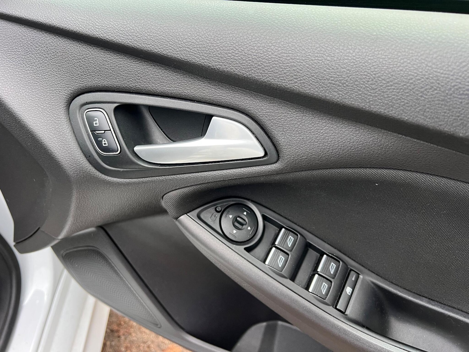 Used Ford Focus 2015 for sale - 77067236: Photo 27