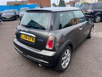 Used MINI Hatch 2006 for sale - 75916327: Photo
