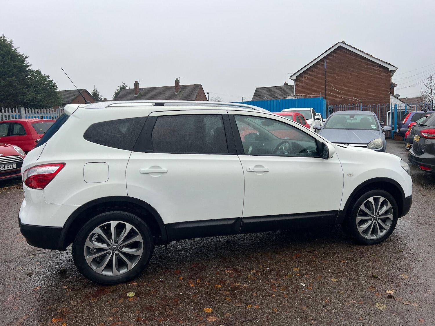 Used Nissan Qashqai+2 2011 for sale - 76926619: Photo 2