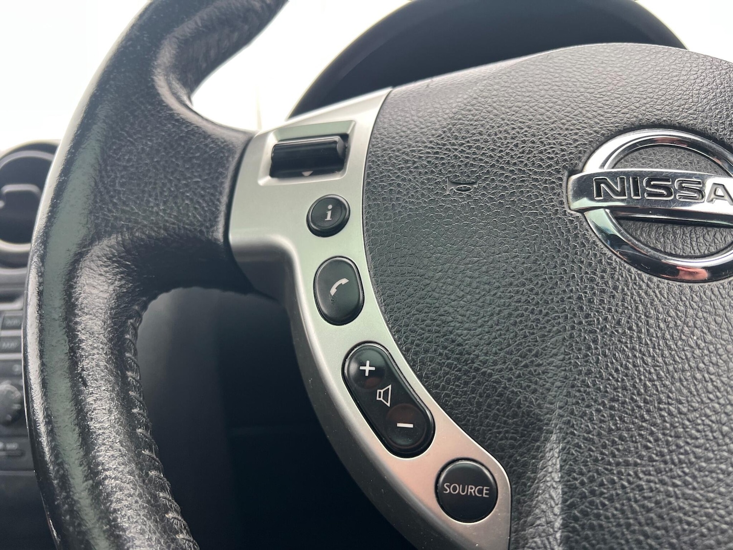 Used Nissan Qashqai+2 2011 for sale - 76926619: Photo 25