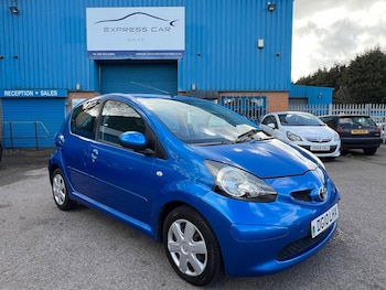 Used Toyota AYGO 2010 for sale - 78100553: Photo