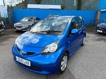 Used Toyota AYGO 2010 for sale - 78100553: Photo