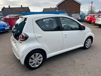 Used Toyota AYGO 2013 for sale - 78276678: Photo