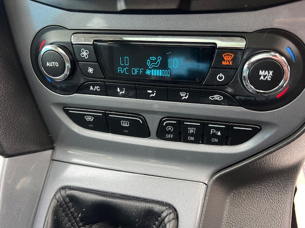 Used Ford Focus 2012 for sale - 76012431: Photo 18