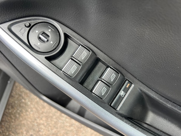 Used Ford Focus 2012 for sale - 76012431: Photo 25
