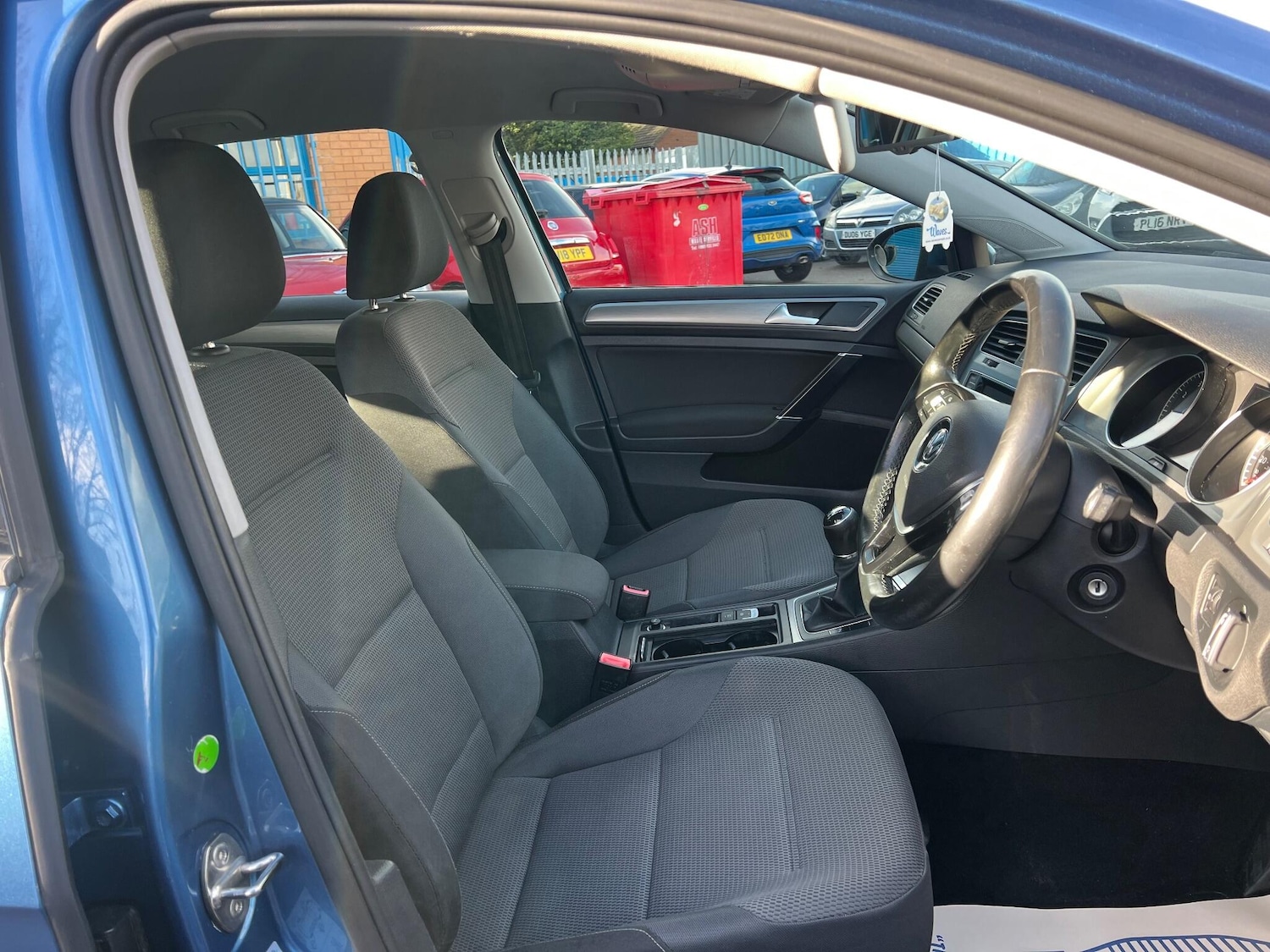 Used Volkswagen Golf 2015 for sale - 77278779: Photo 11