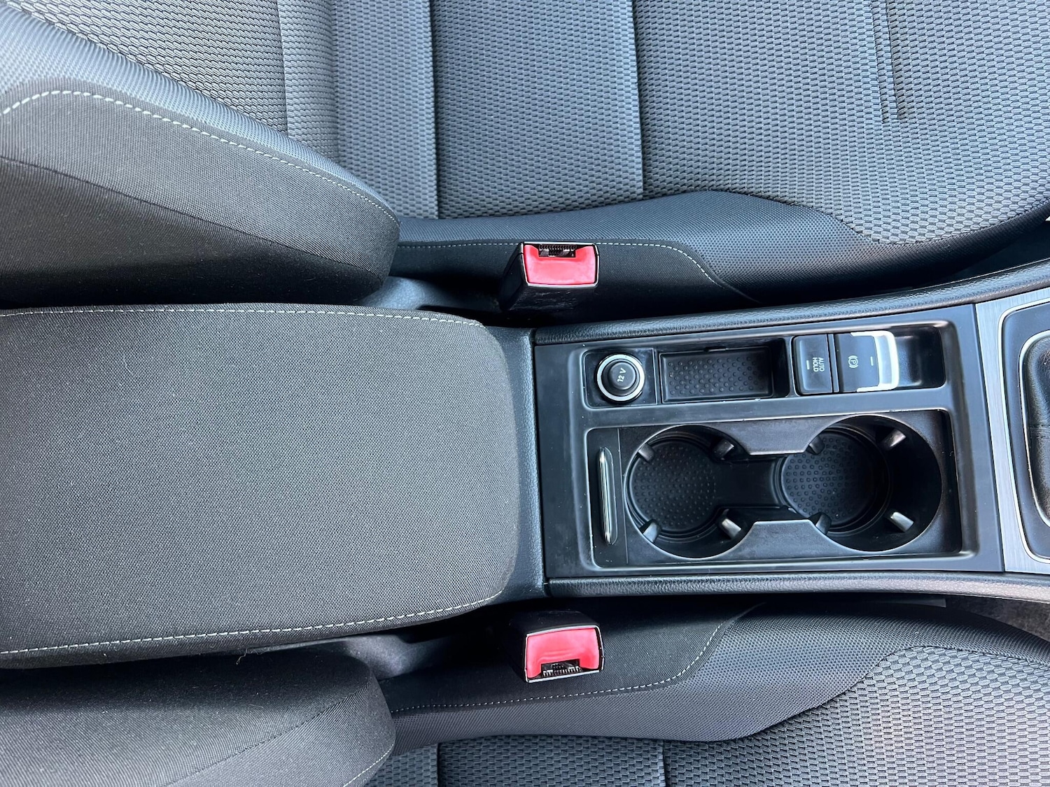 Used Volkswagen Golf 2015 for sale - 77278779: Photo 25